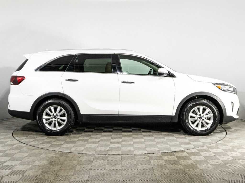 Kia Sorento с пробегом — 2019 год. Фото: #3