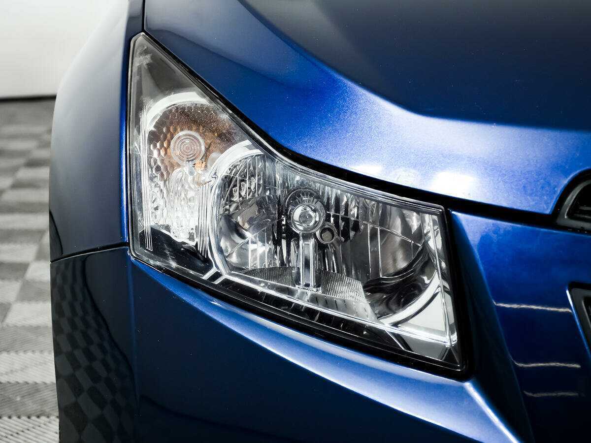 Chevrolet Cruze с пробегом — 2011 год. Фото: #13