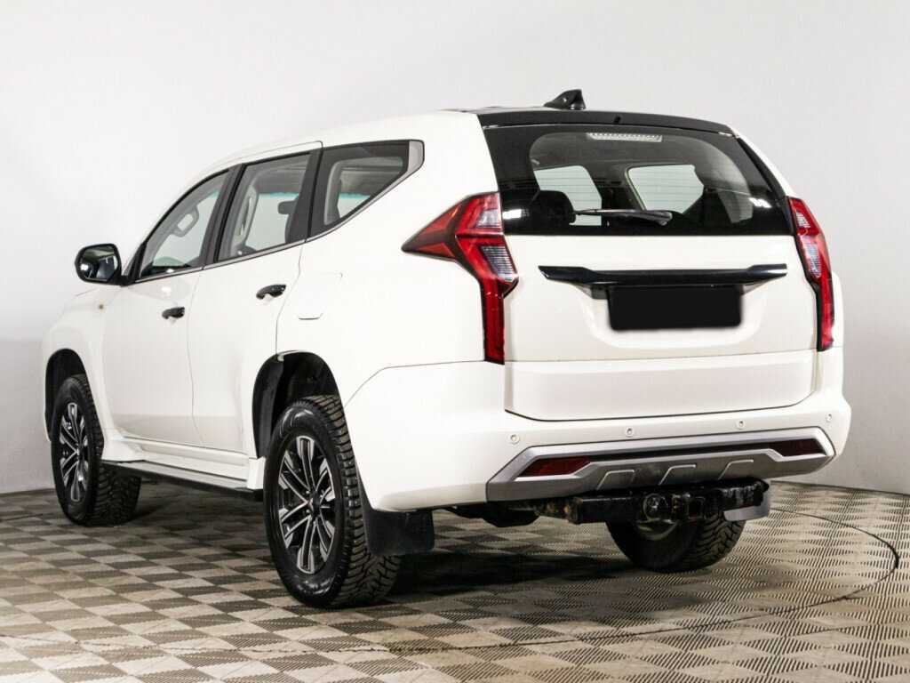 Mitsubishi Montero Sport с пробегом — 2022 год. Фото: #5