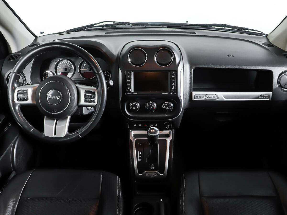Jeep Compass с пробегом — 2013 год. Фото: #9