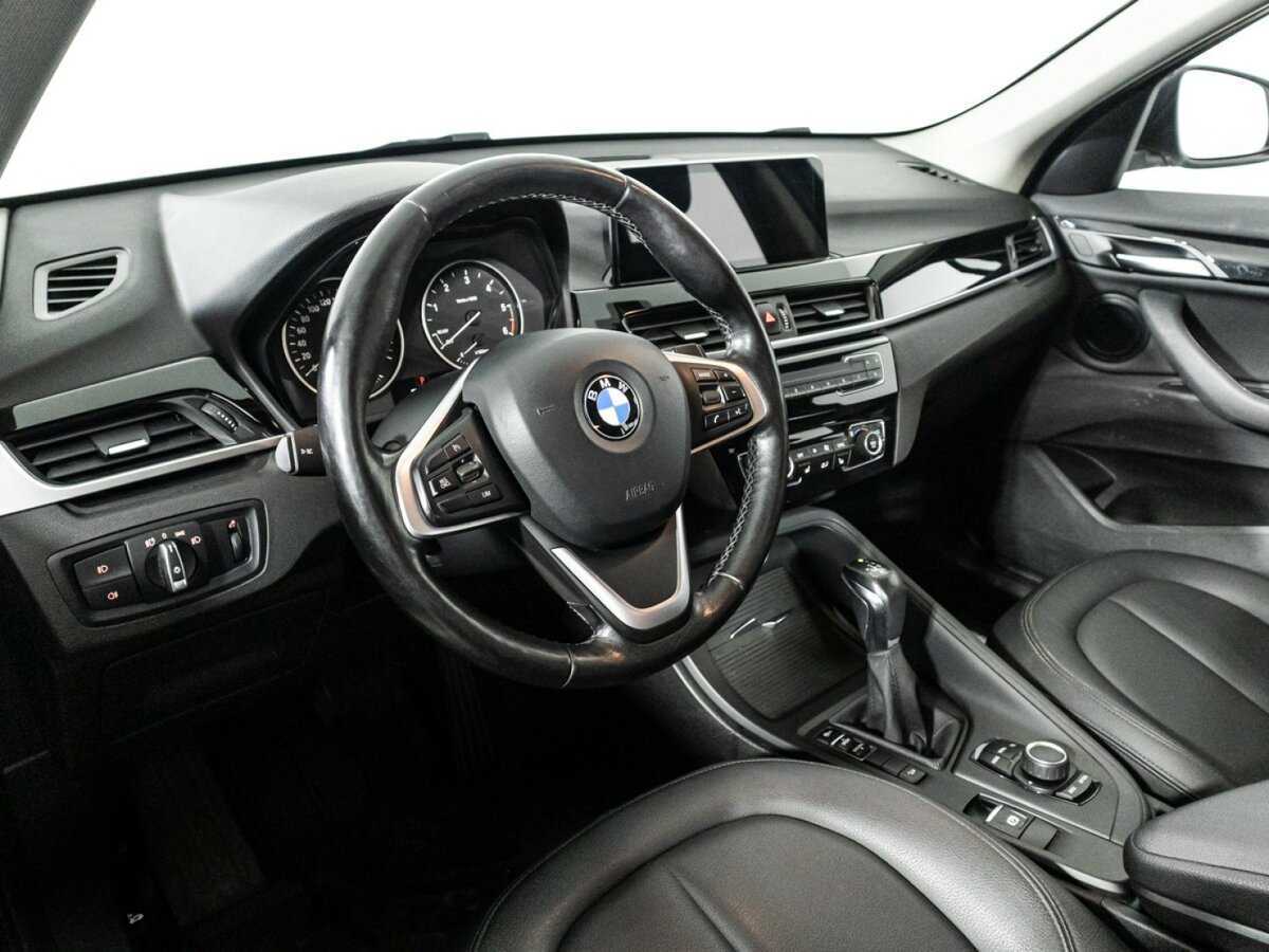 BMW X1 с пробегом — 2017 год. Фото: #10