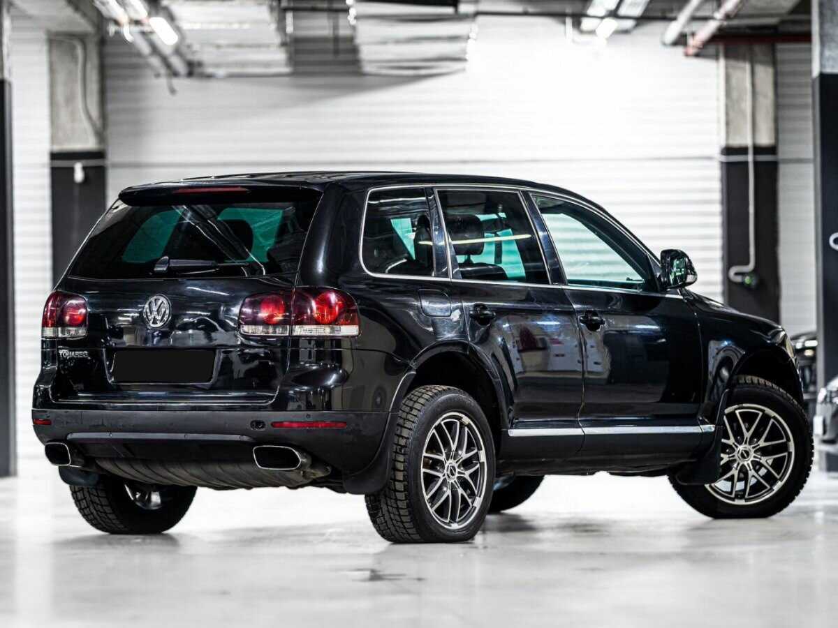 Volkswagen Touareg с пробегом — 2008 год. Фото: #1