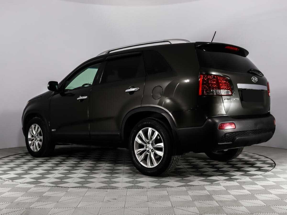 Kia Sorento с пробегом — 2011 год. Фото: #6