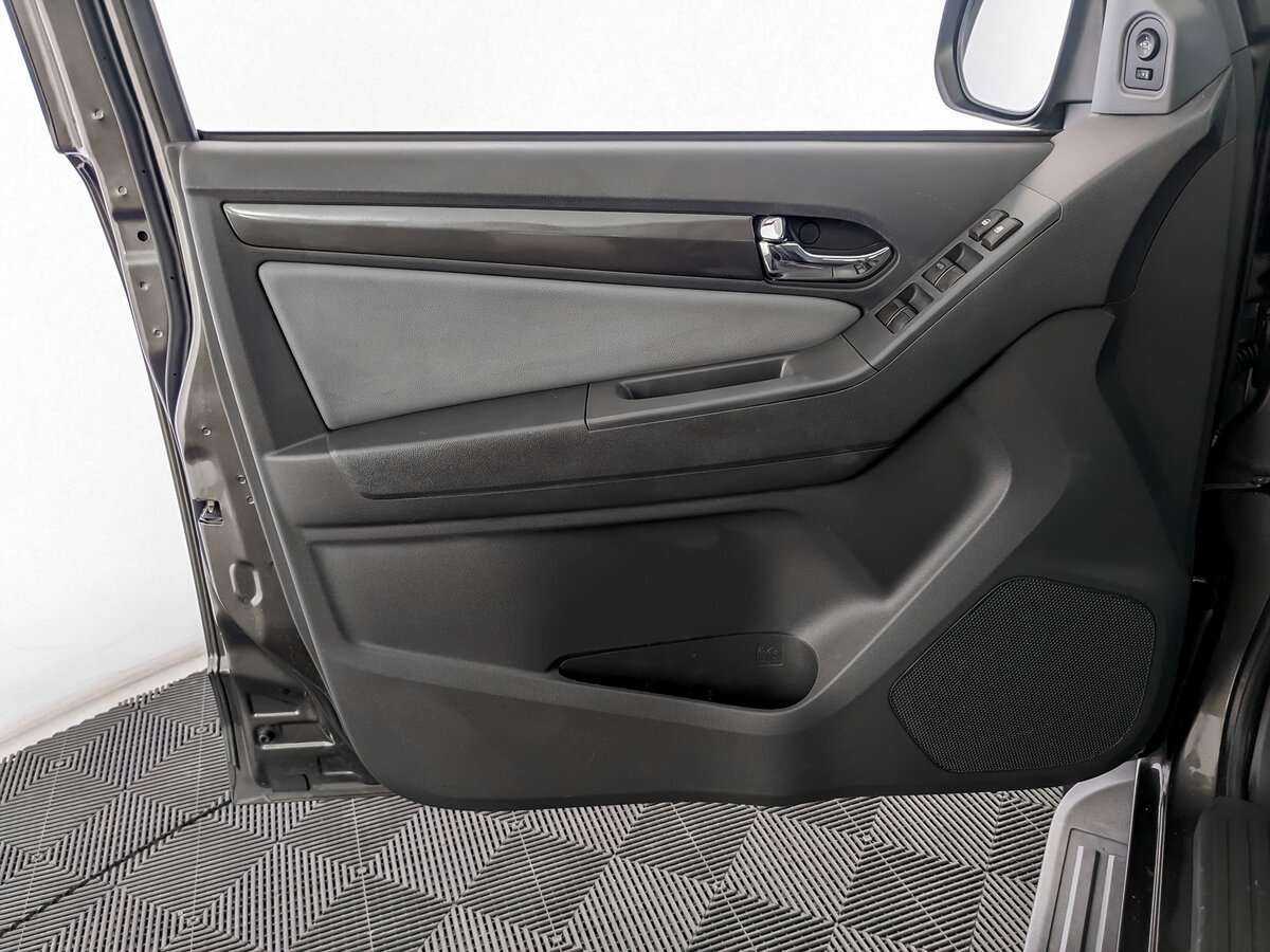 Chevrolet TrailBlazer с пробегом — 2014 год. Фото: #12