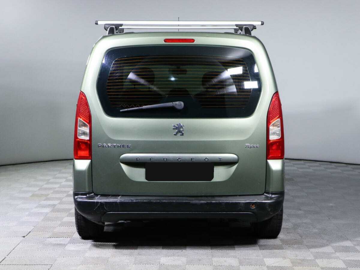 Peugeot Partner с пробегом — 2010 год. Фото: #4