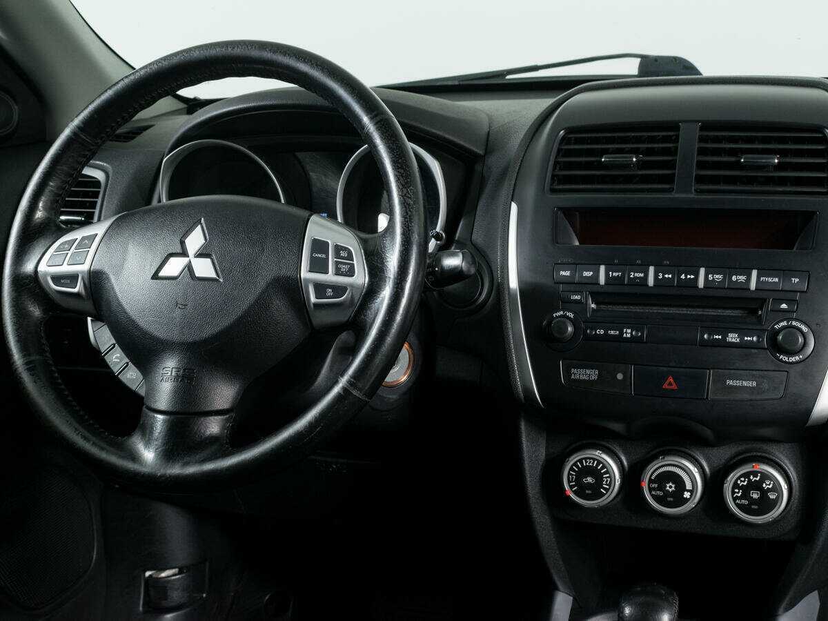 Mitsubishi ASX с пробегом — 2011 год. Фото: #8