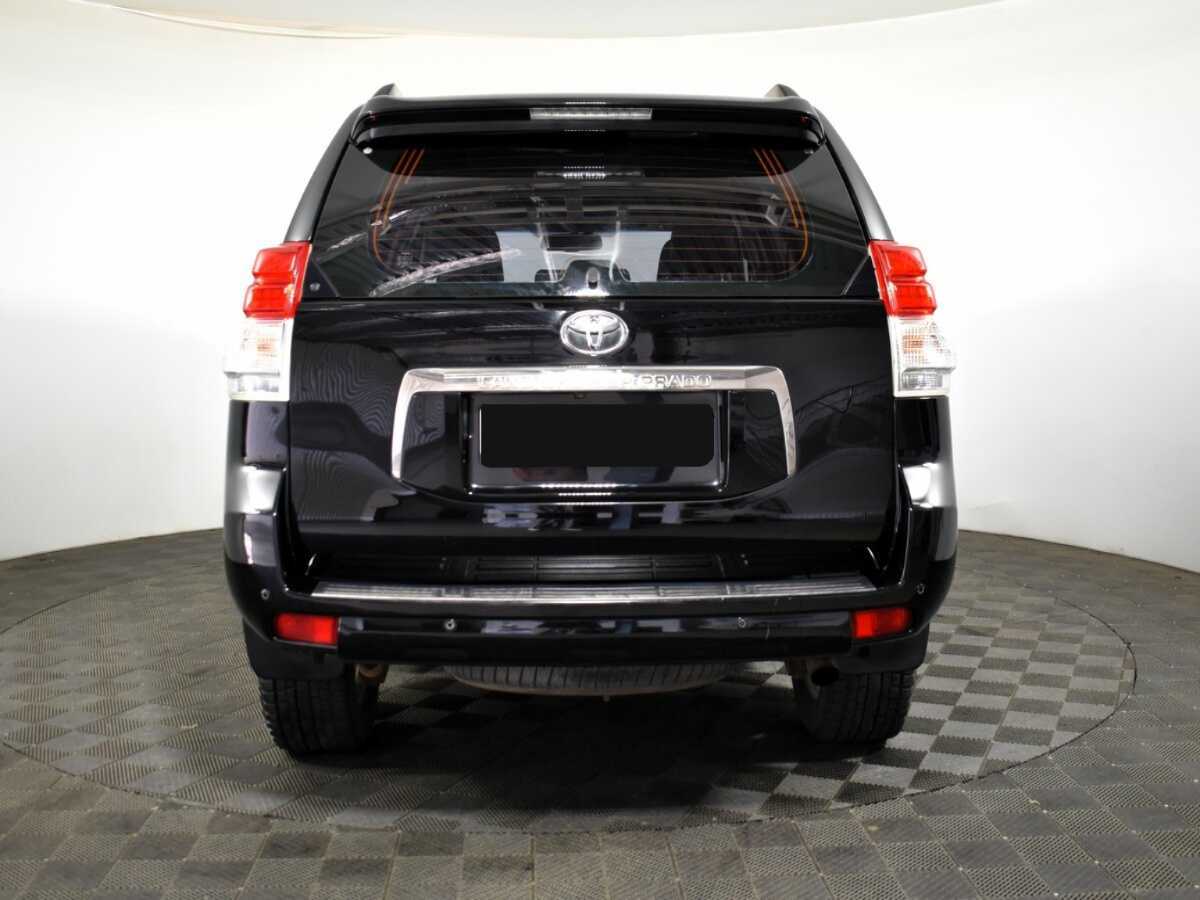 Toyota Land Cruiser Prado с пробегом — 2010 год. Фото: #4