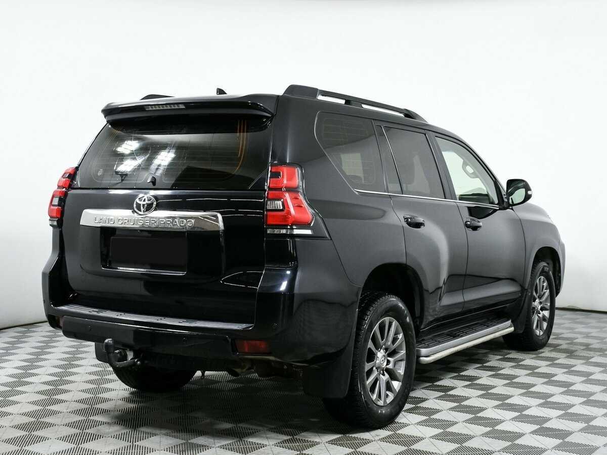 Toyota Land Cruiser Prado с пробегом — 2017 год. Фото: #3