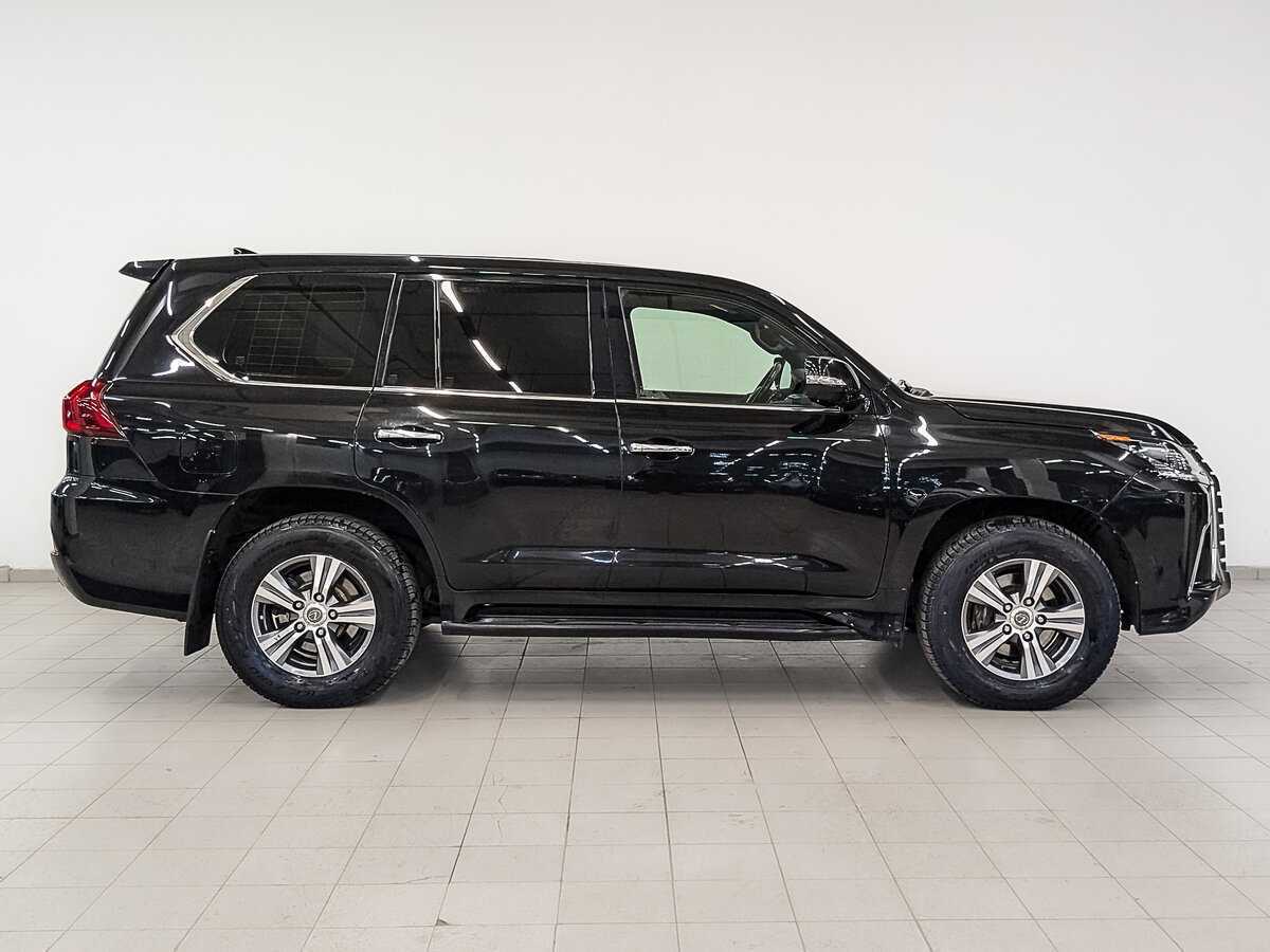 Lexus LX с пробегом — 2018 год. Фото: #3