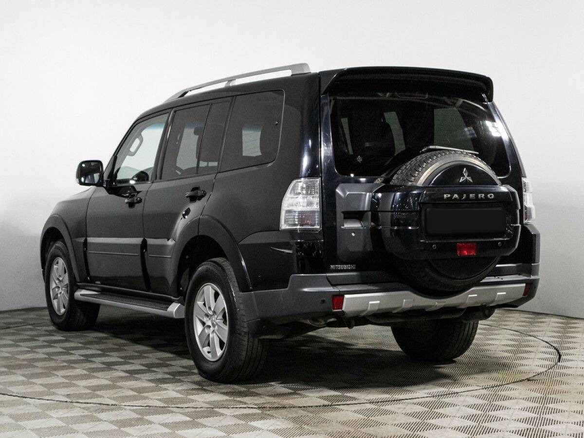 Mitsubishi Pajero с пробегом — 2007 год. Фото: #6