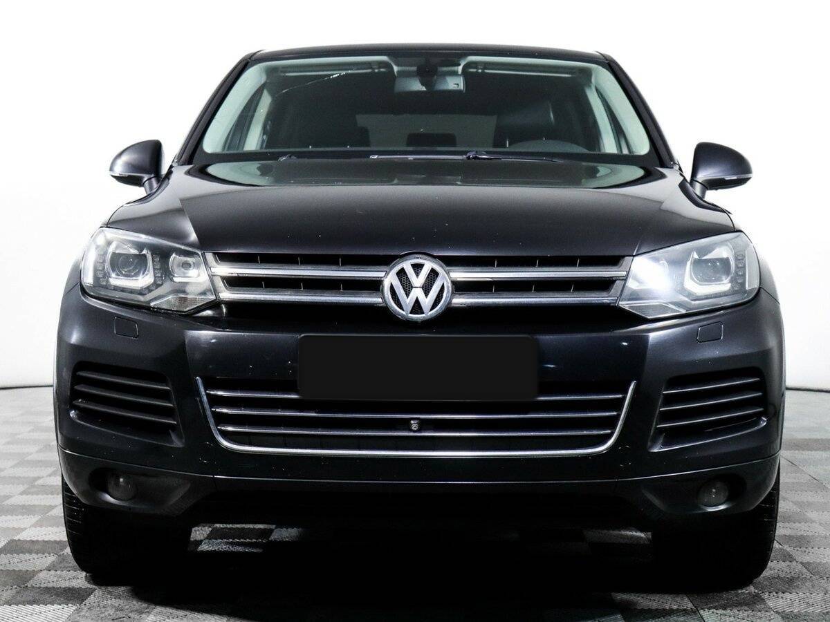 Volkswagen Touareg с пробегом — 2010 год. Фото: #1
