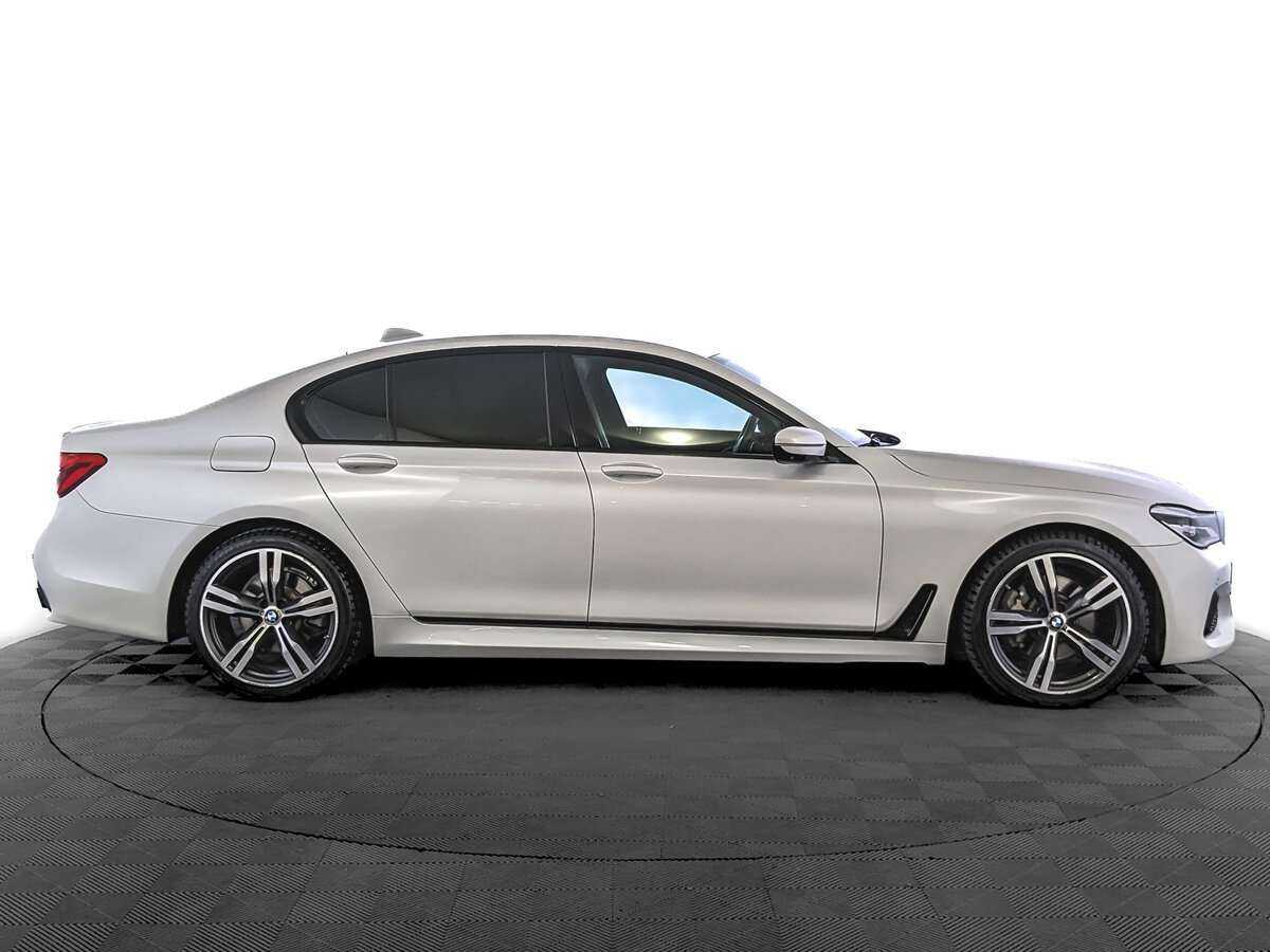 BMW 7 серии с пробегом — 2019 год. Фото: #3