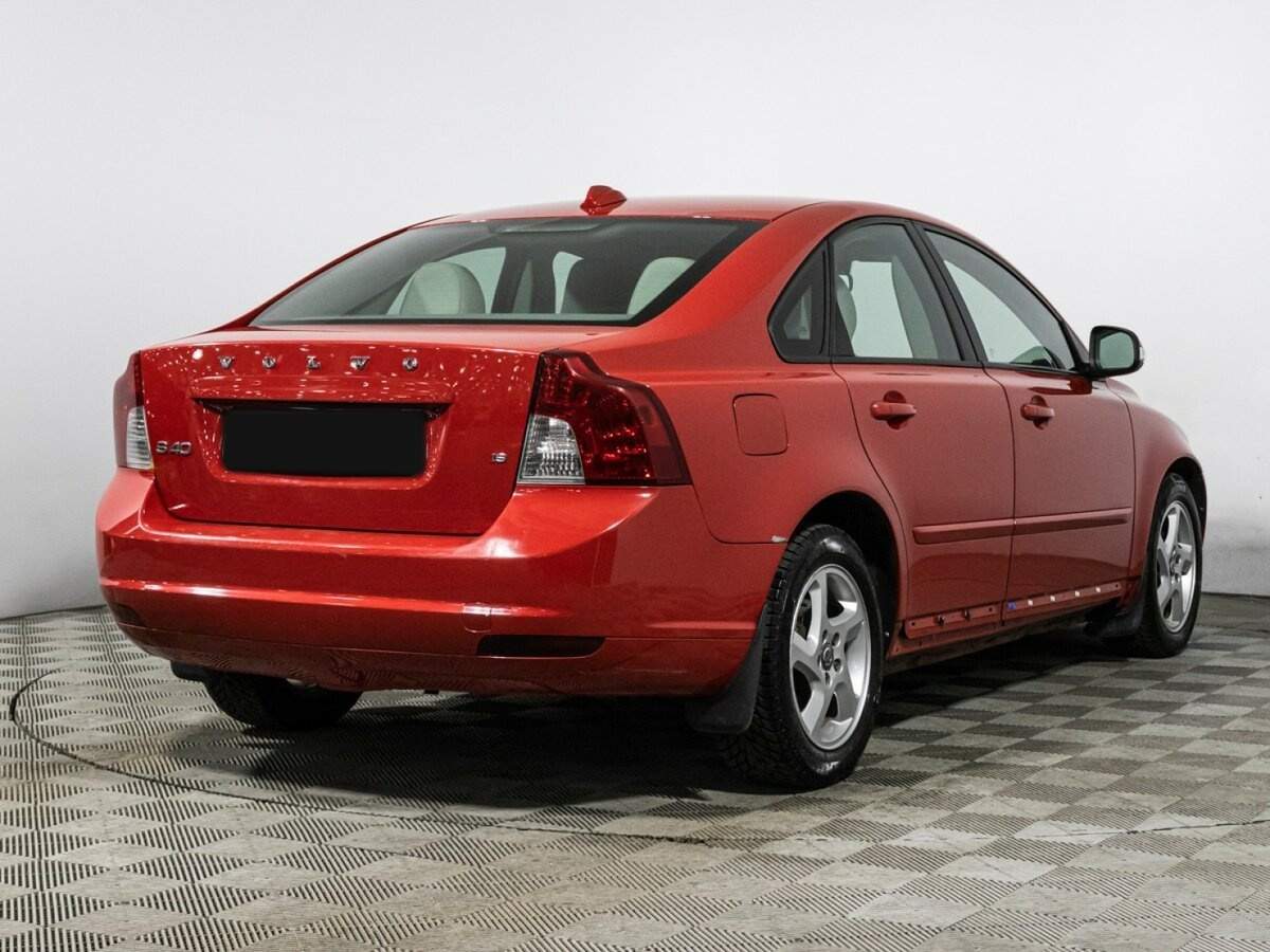Volvo S40 с пробегом — 2011 год. Фото: #4