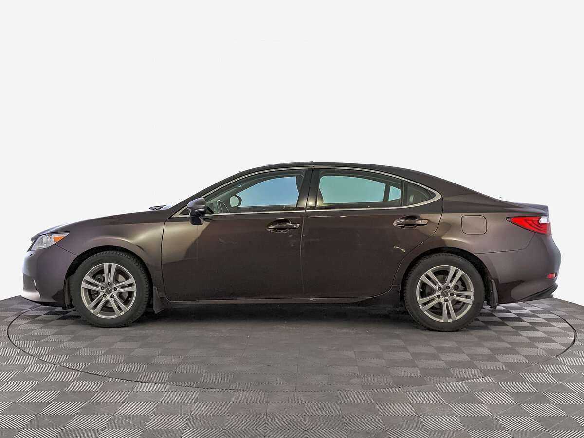 Lexus ES с пробегом — 2014 год. Фото: #7
