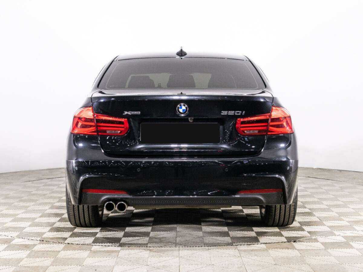 BMW 3 серии с пробегом — 2017 год. Фото: #5