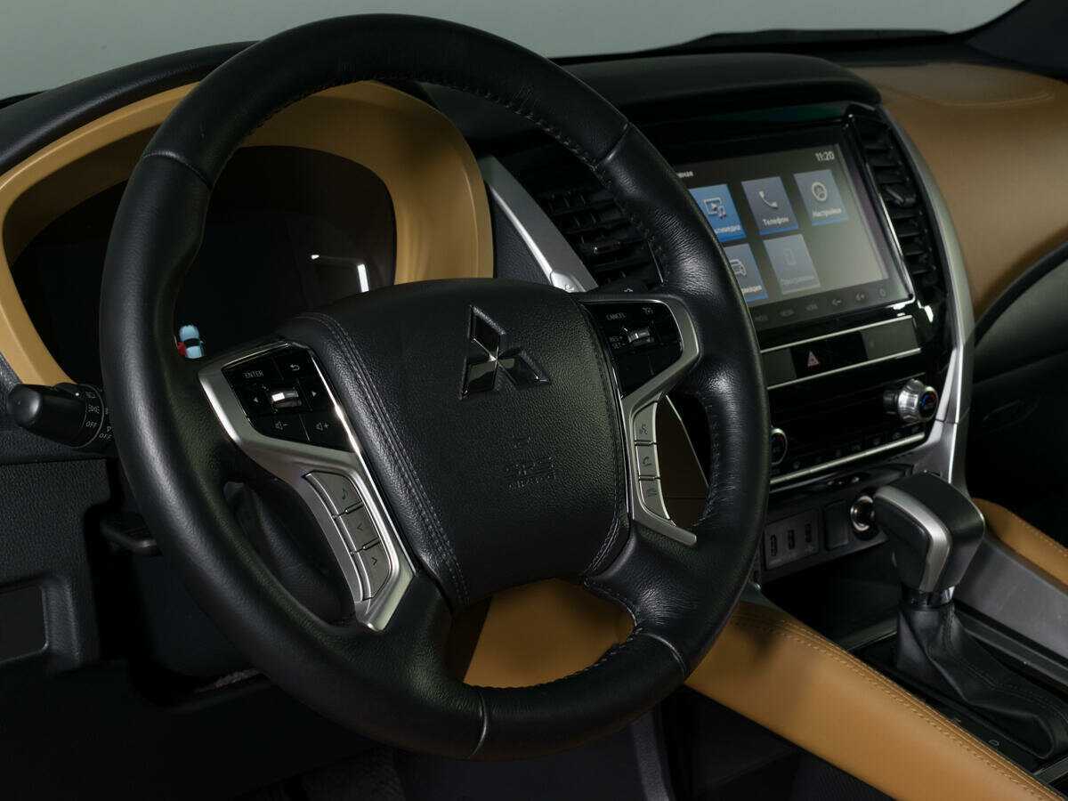 Mitsubishi Montero Sport с пробегом — 2022 год. Фото: #15