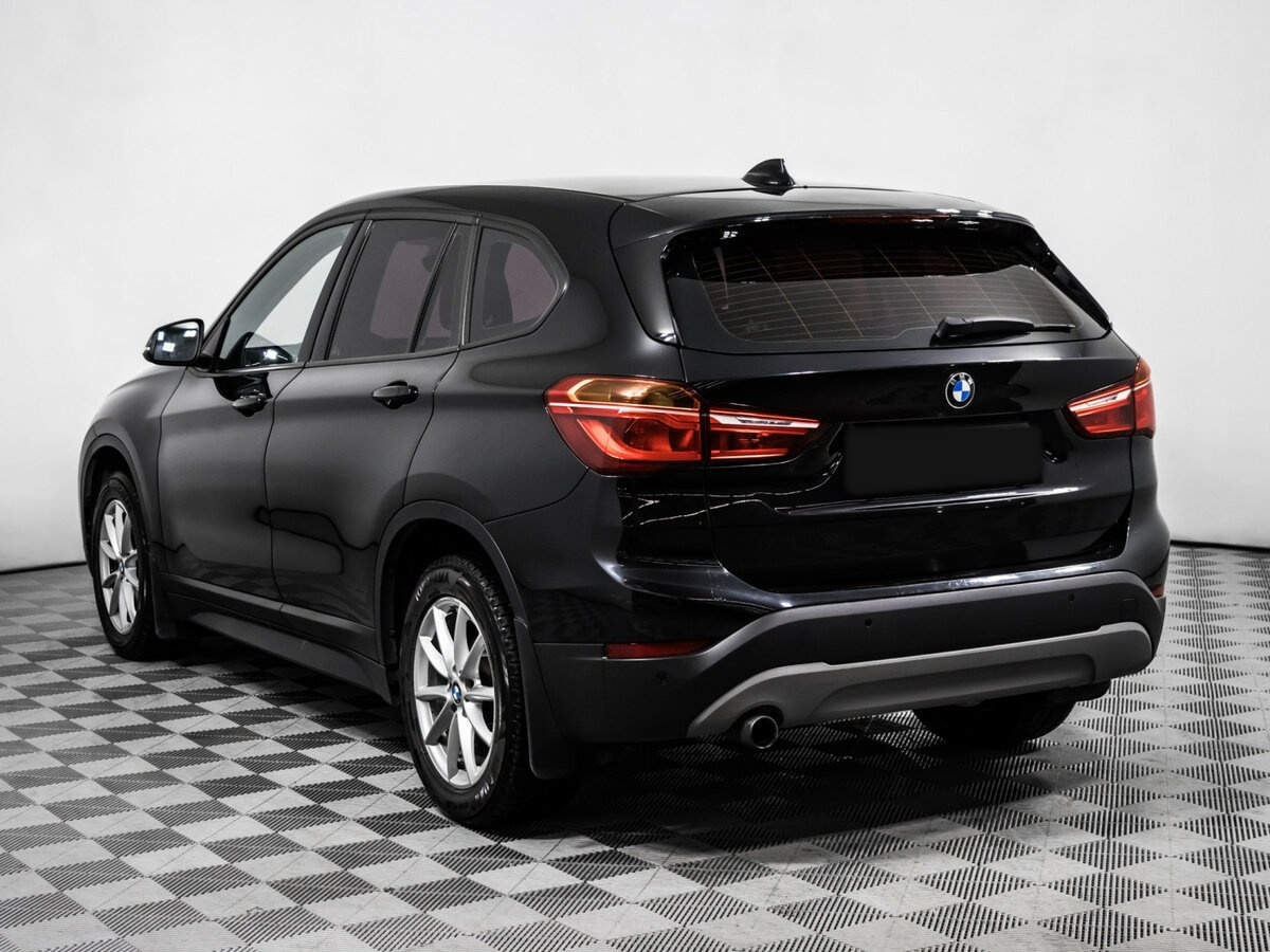 BMW X1 с пробегом — 2017 год. Фото: #6