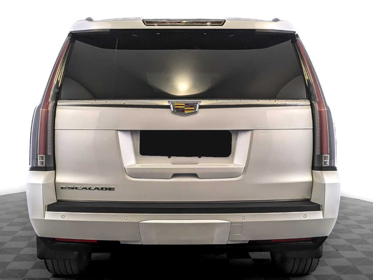Cadillac Escalade с пробегом — 2016 год. Фото: #5