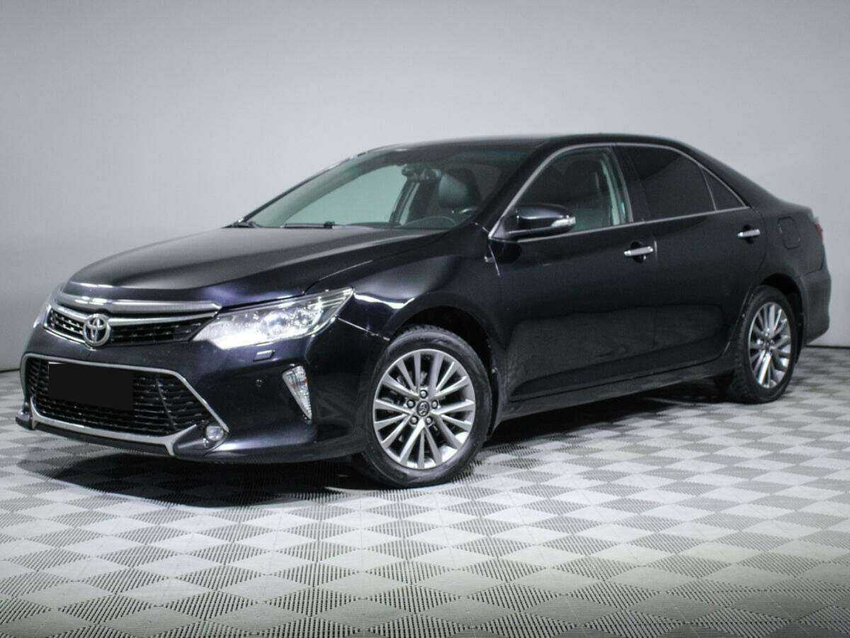Toyota Camry с пробегом — 2018 год. Фото: #0