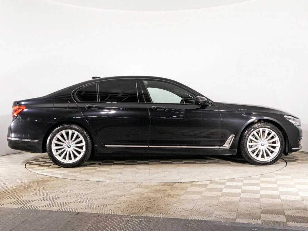 BMW 7 серии с пробегом — 2018 год. Фото: #3