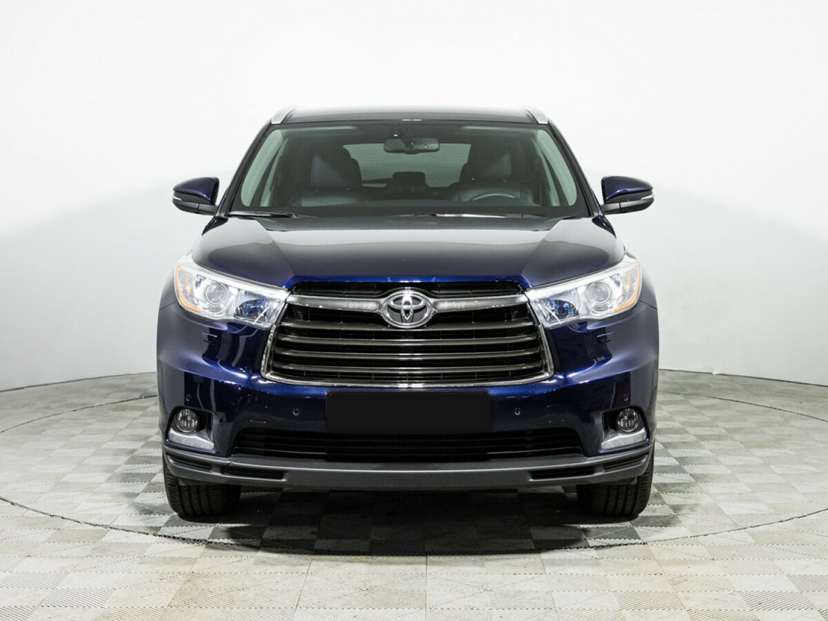 Toyota Highlander с пробегом — 2014 год. Фото: #1