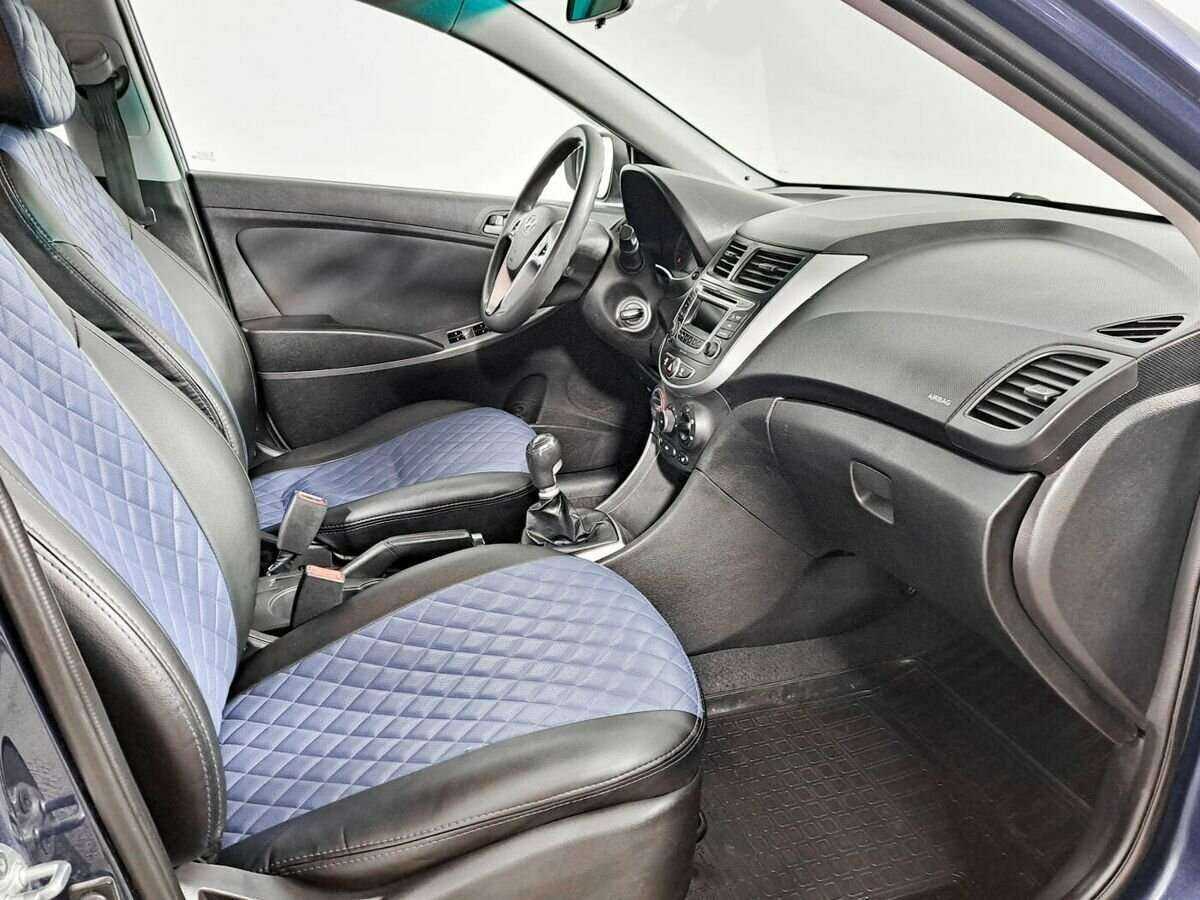 Hyundai Solaris с пробегом — 2014 год. Фото: #7