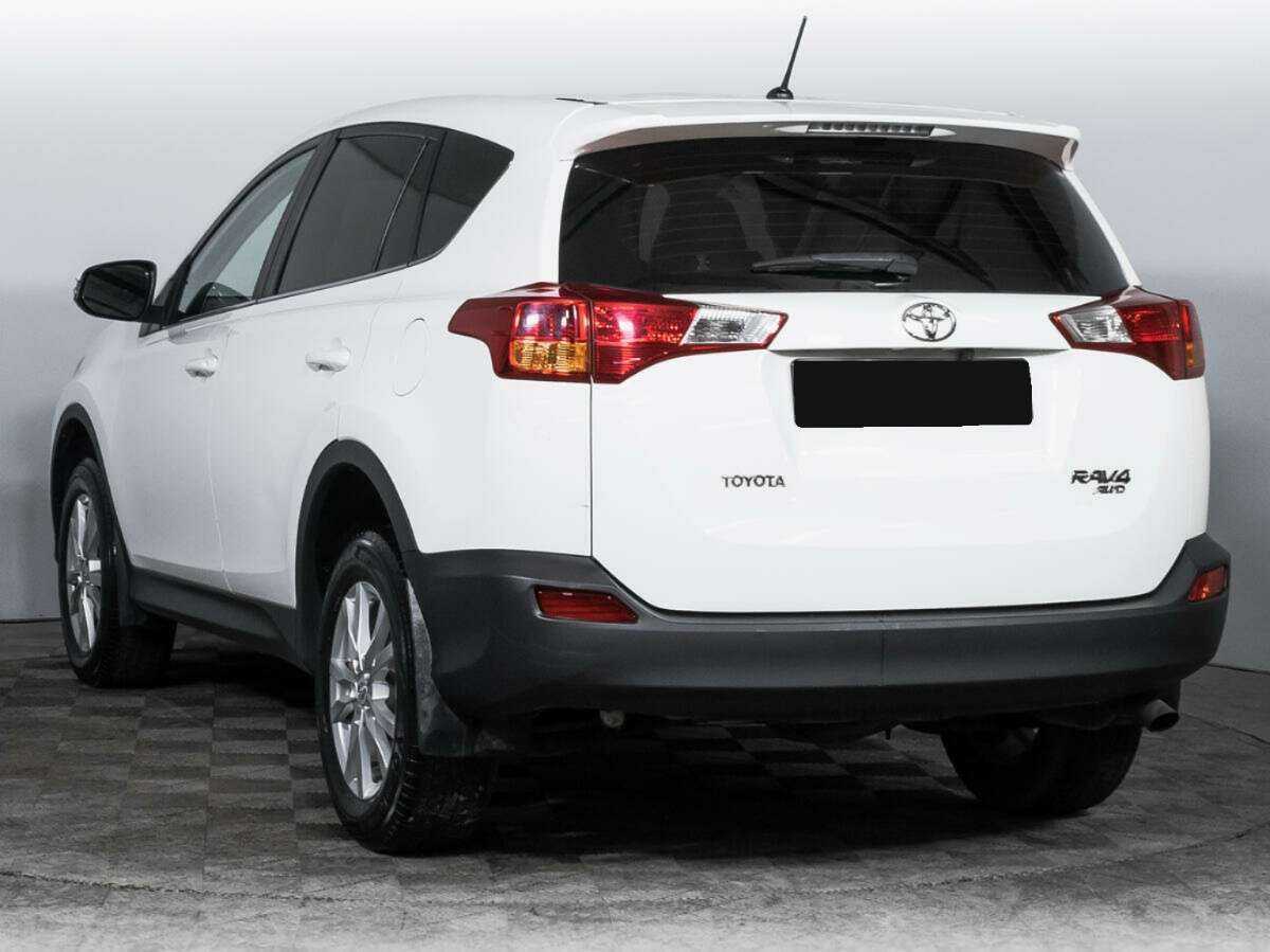Toyota RAV4 с пробегом — 2013 год. Фото: #6