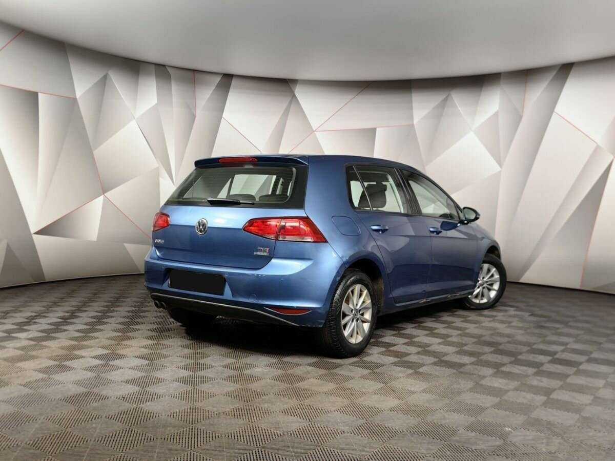 Volkswagen Golf с пробегом — 2014 год. Фото: #1