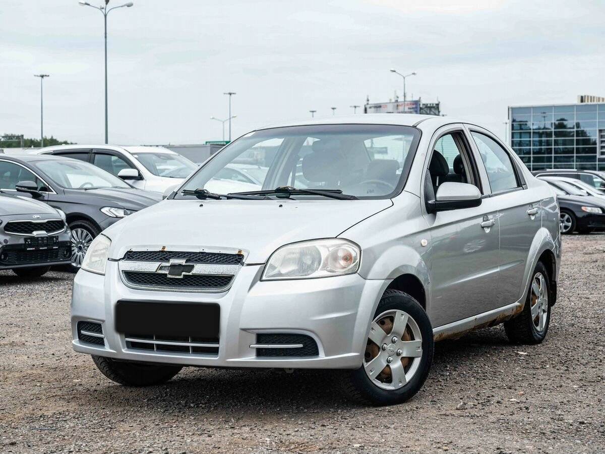 Chevrolet Aveo с пробегом — 2010 год. Фото: #0