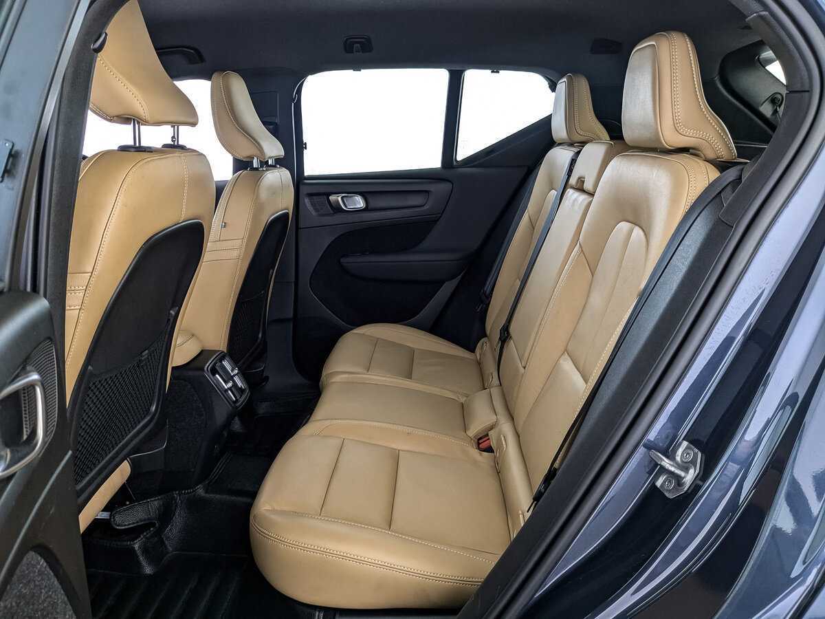 Volvo XC40 с пробегом — 2019 год. Фото: #10