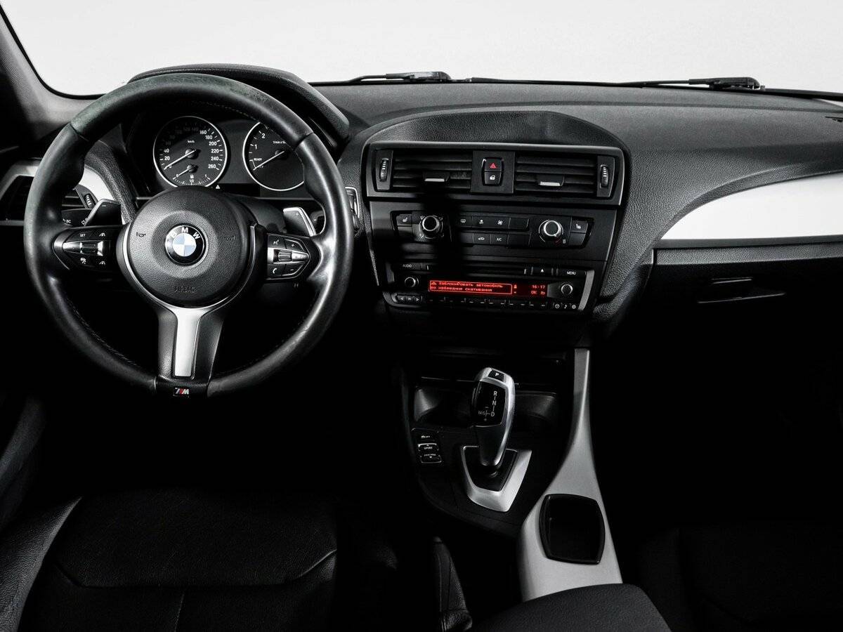 BMW 1 серии с пробегом — 2013 год. Фото: #11