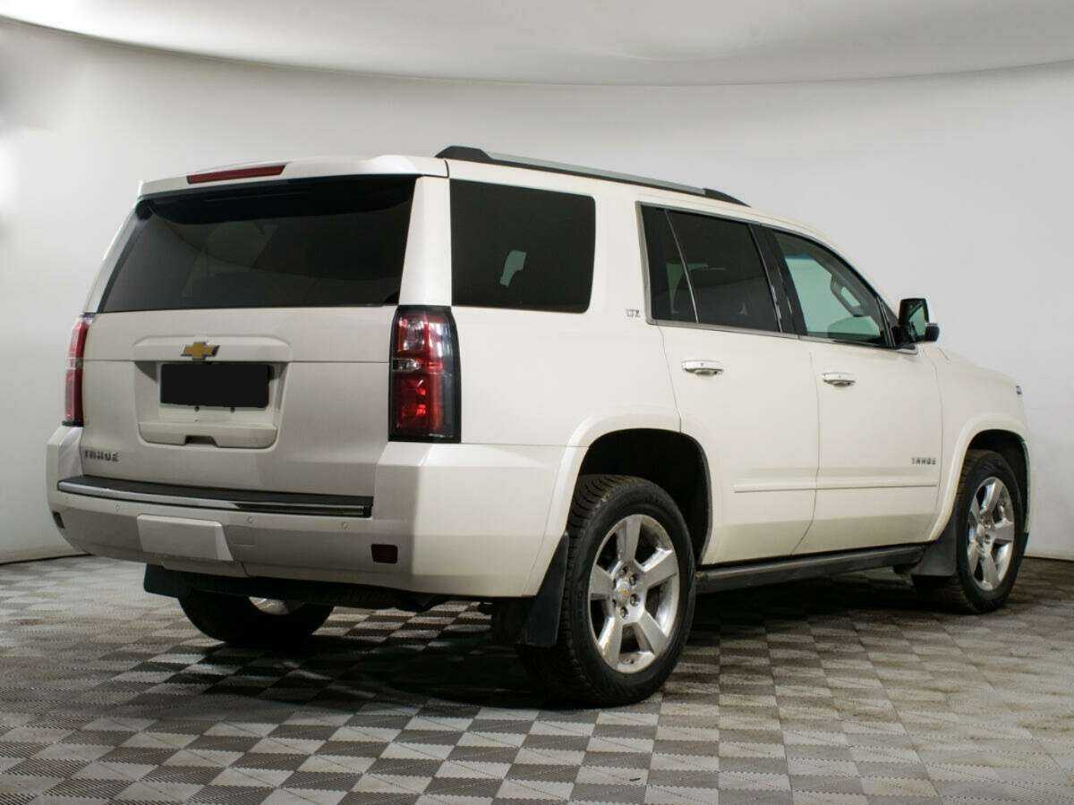 Chevrolet Tahoe с пробегом — 2016 год. Фото: #4