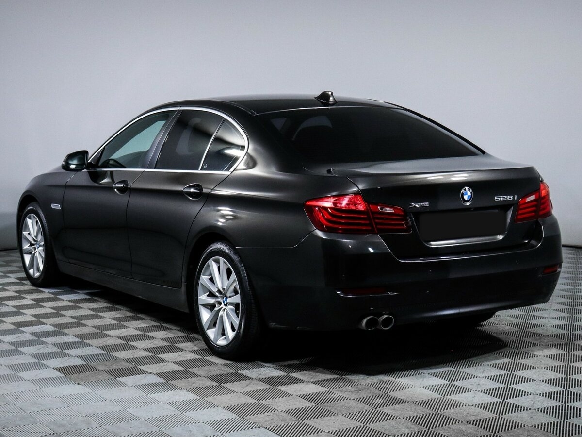 BMW 5 серии с пробегом — 2014 год. Фото: #5