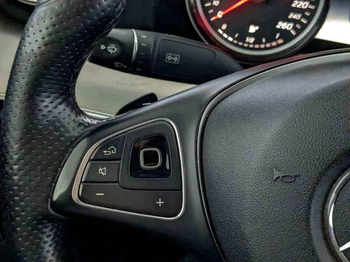 Mercedes-Benz E-Класс с пробегом — 2018 год. Фото: #25