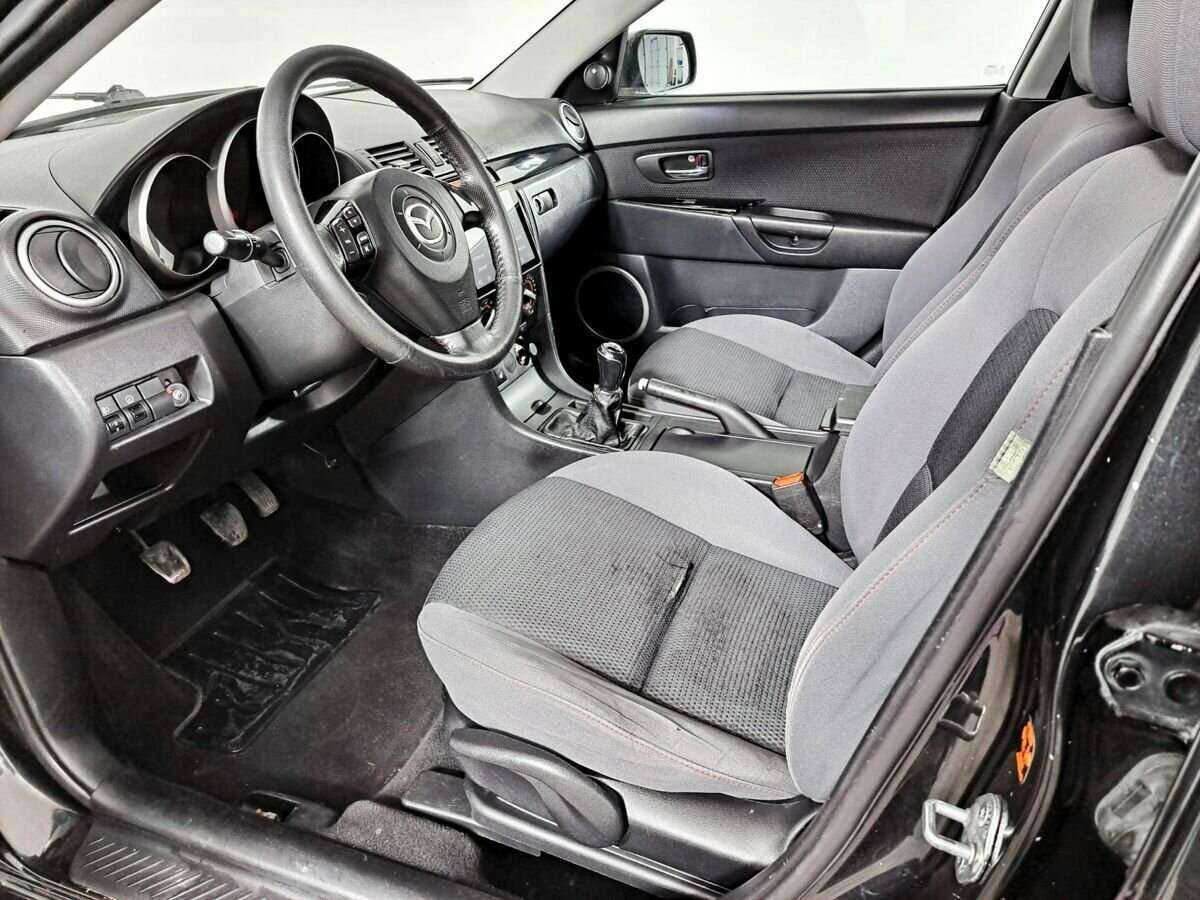 Mazda 3 с пробегом — 2008 год. Фото: #12