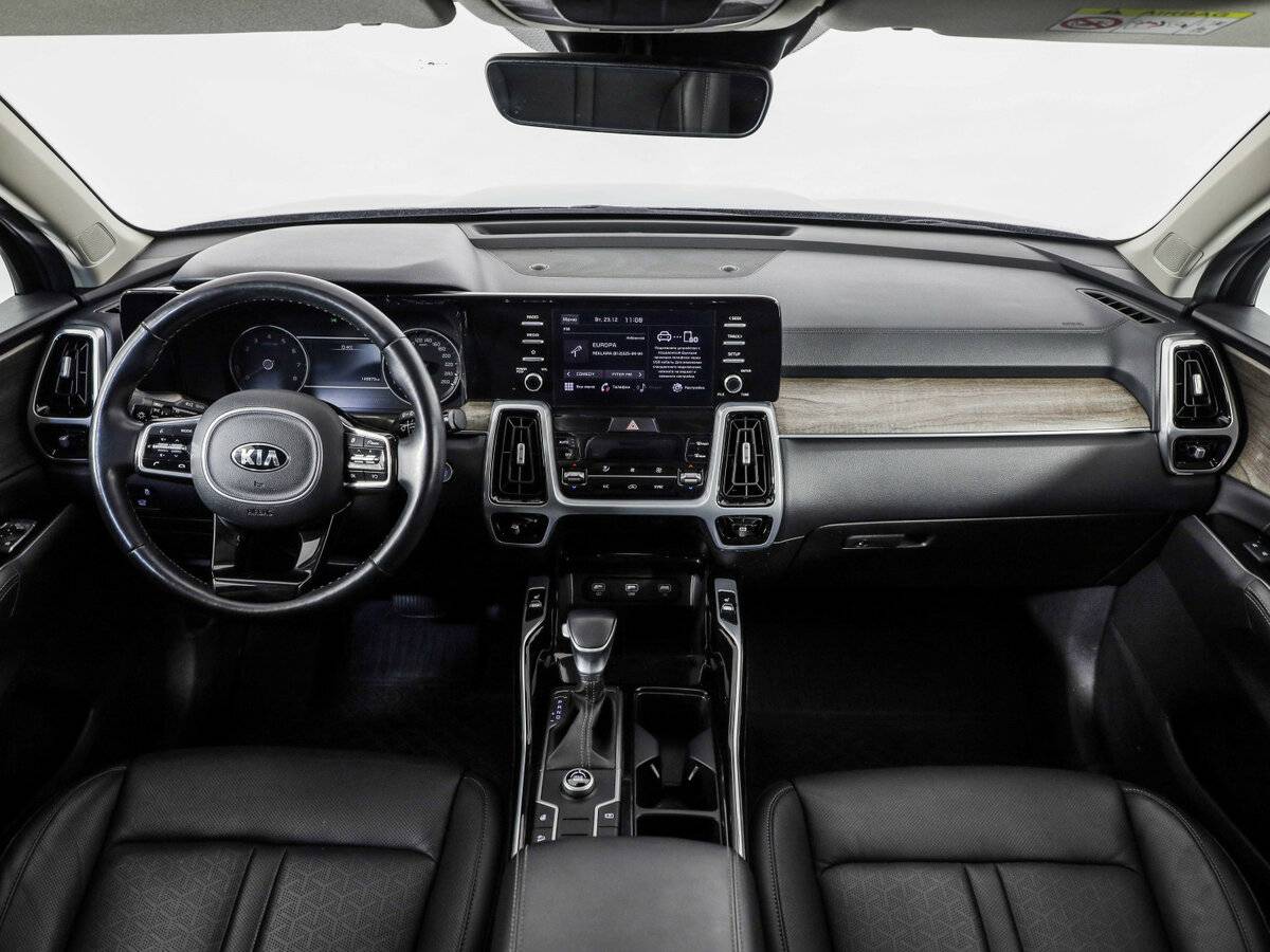 Kia Sorento с пробегом — 2021 год. Фото: #9