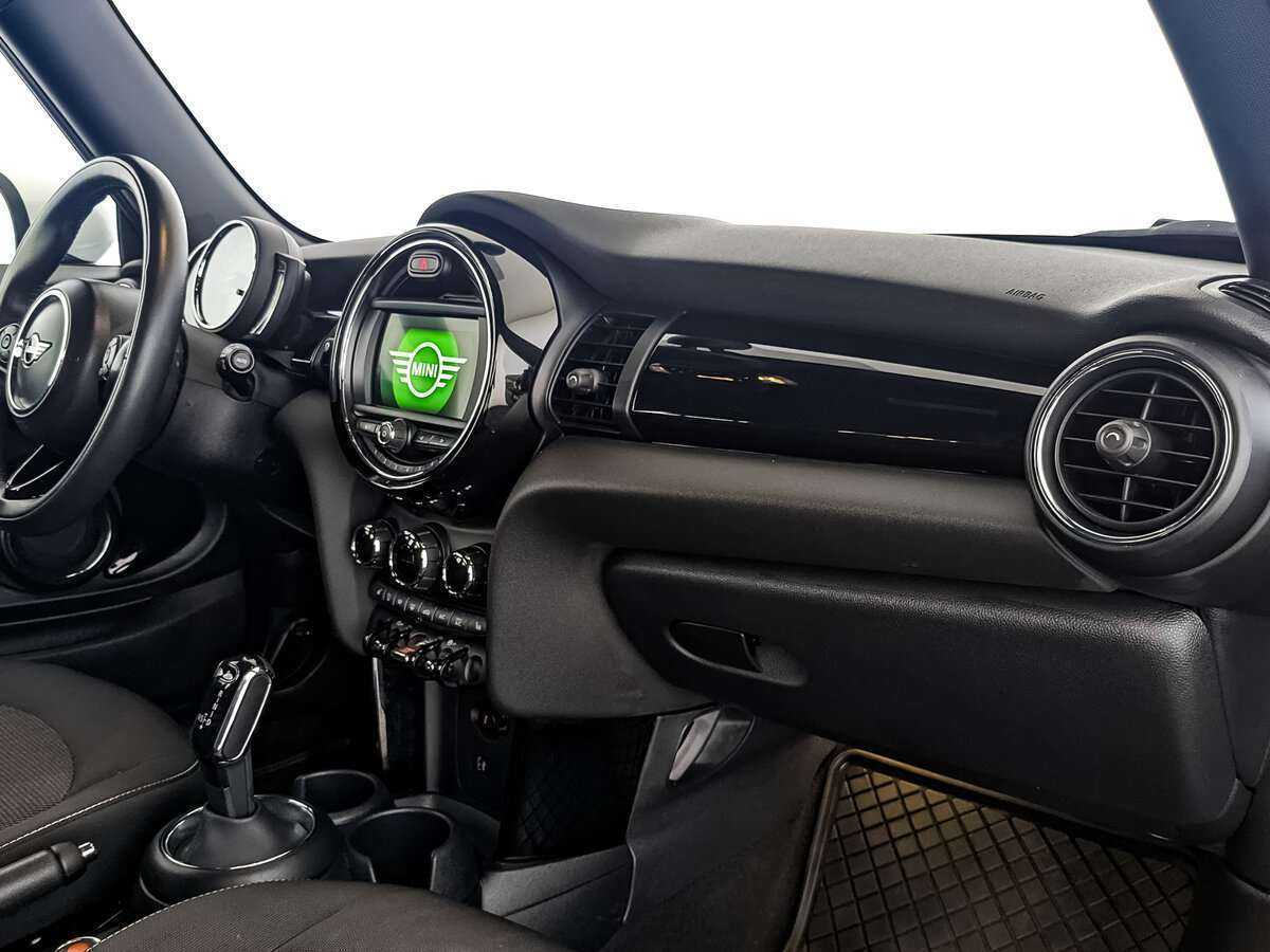 Mini Hatch с пробегом — 2019 год. Фото: #8