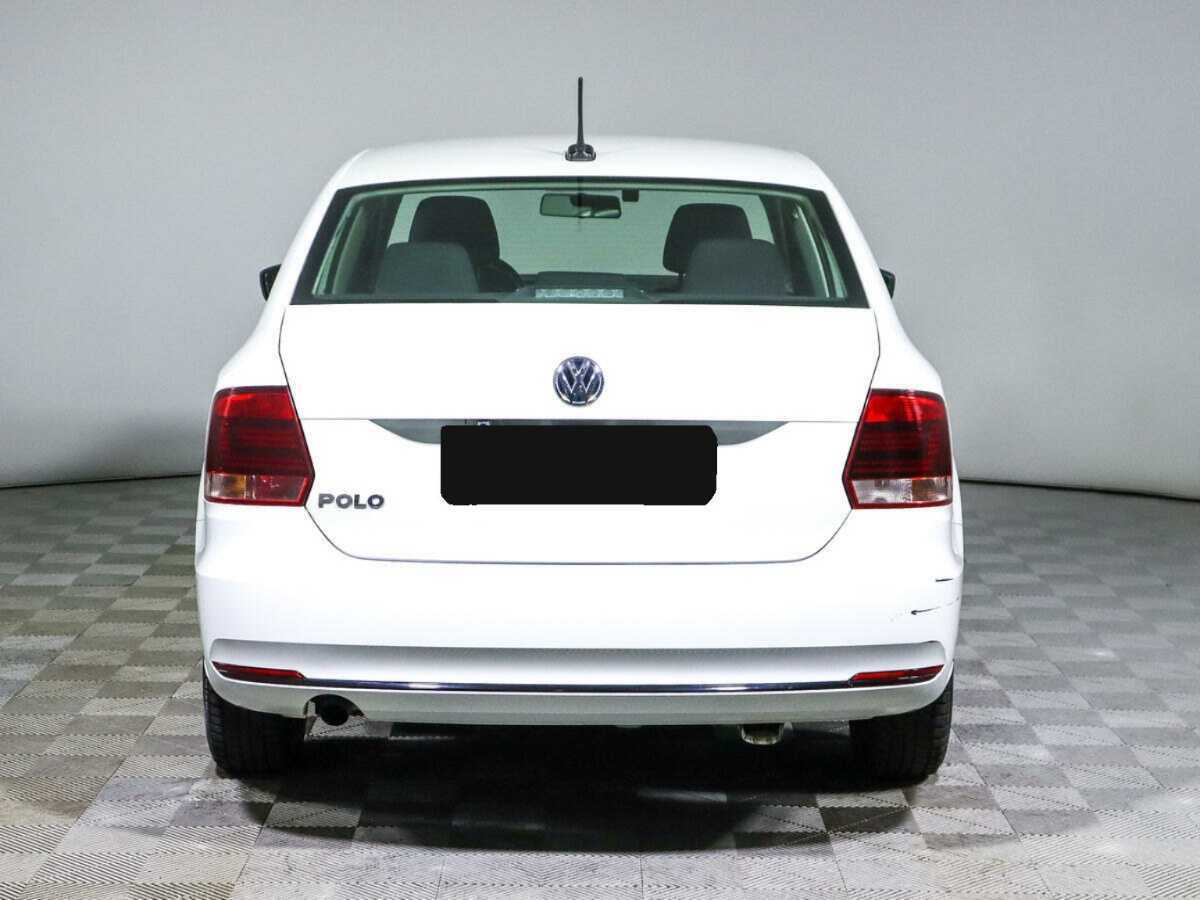 Volkswagen Polo с пробегом — 2020 год. Фото: #4