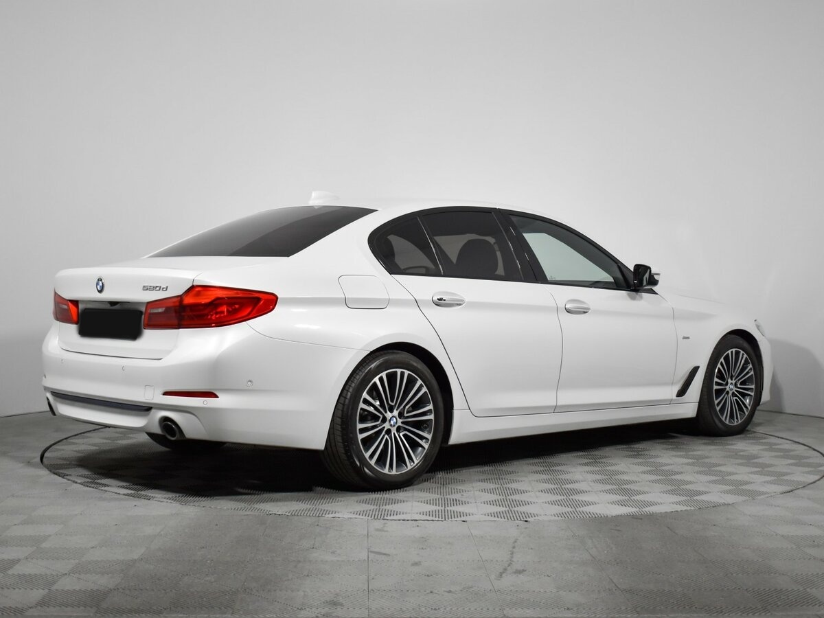 BMW 5 серии с пробегом — 2017 год. Фото: #3
