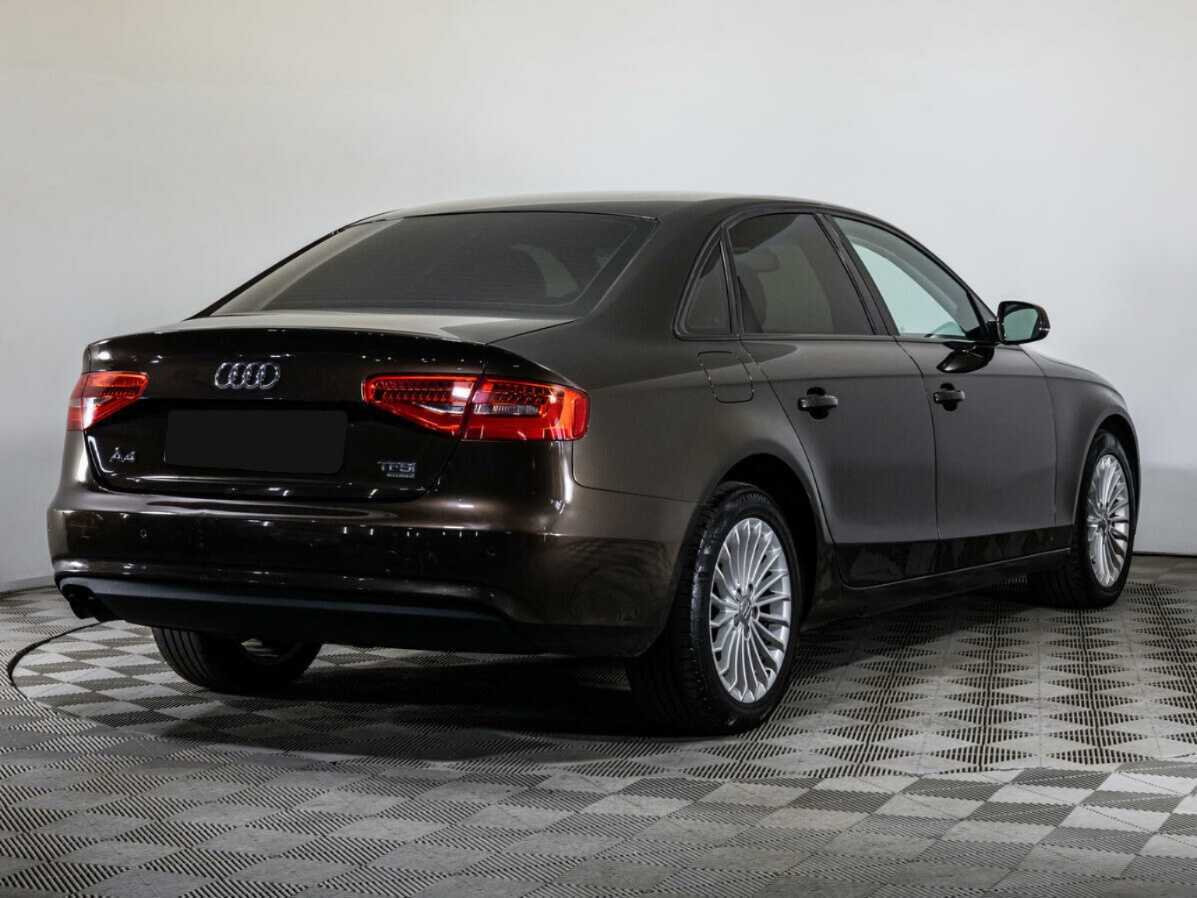 Audi A4 с пробегом — 2012 год. Фото: #3