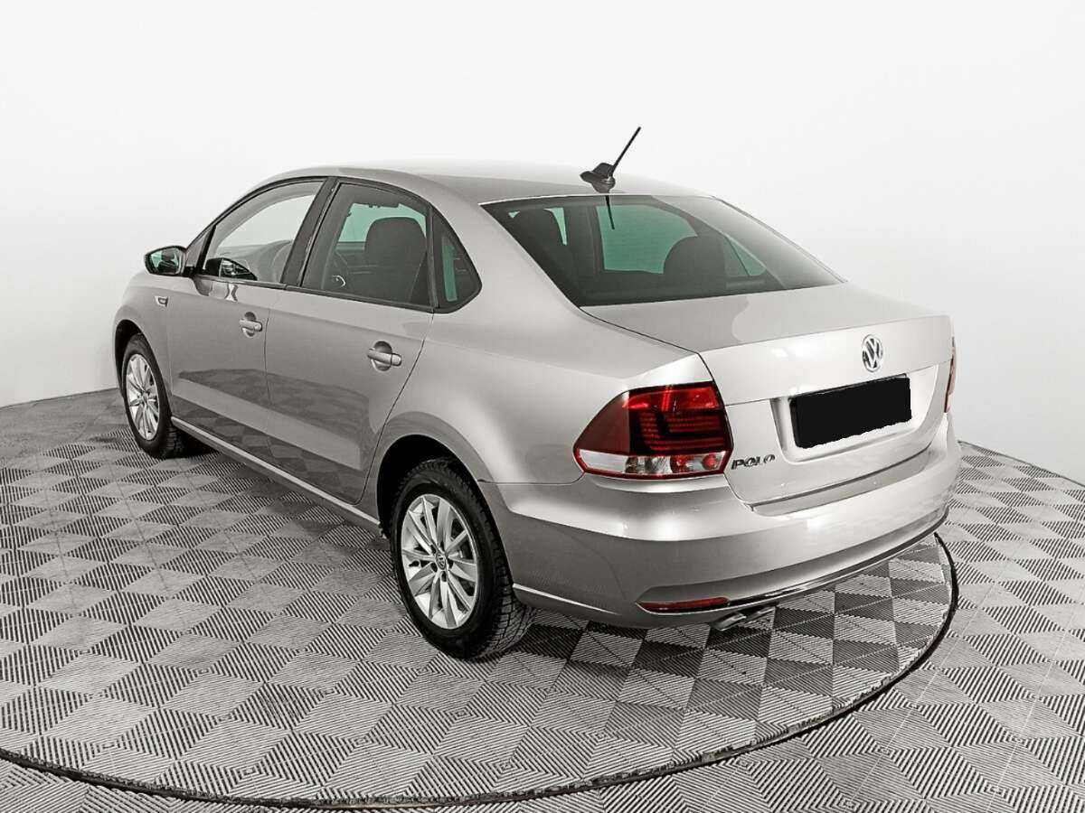 Volkswagen Polo с пробегом — 2019 год. Фото: #6