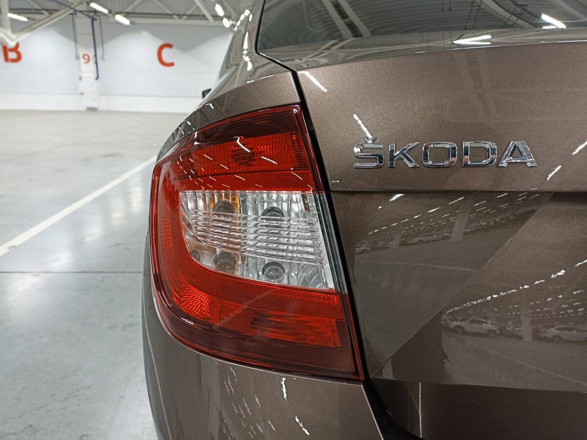 Skoda Rapid с пробегом — 2019 год. Фото: #8