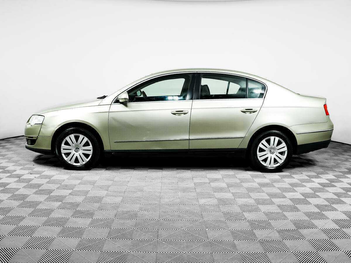 Volkswagen Passat с пробегом — 2008 год. Фото: #7