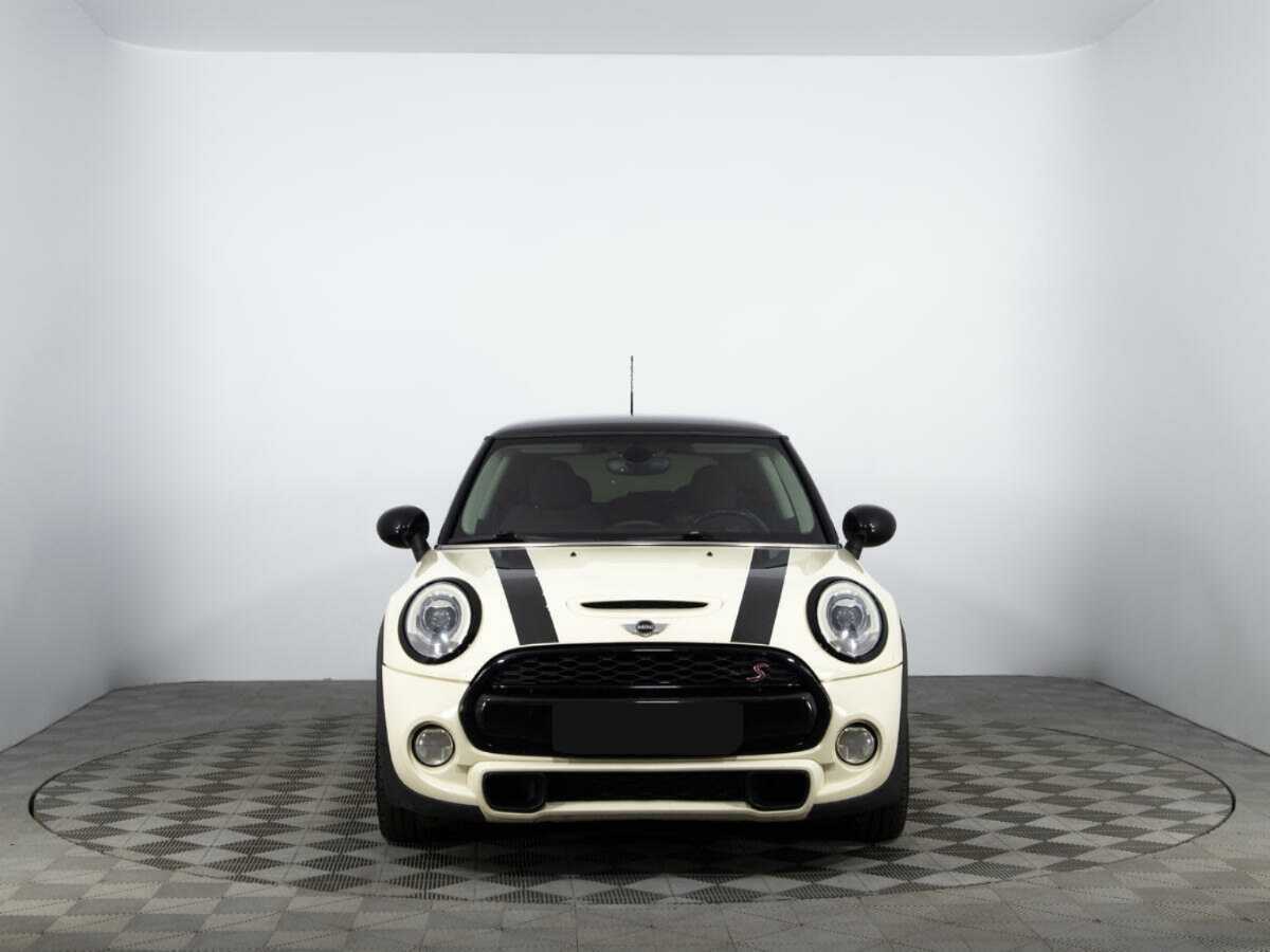 Mini Hatch с пробегом — 2014 год. Фото: #1