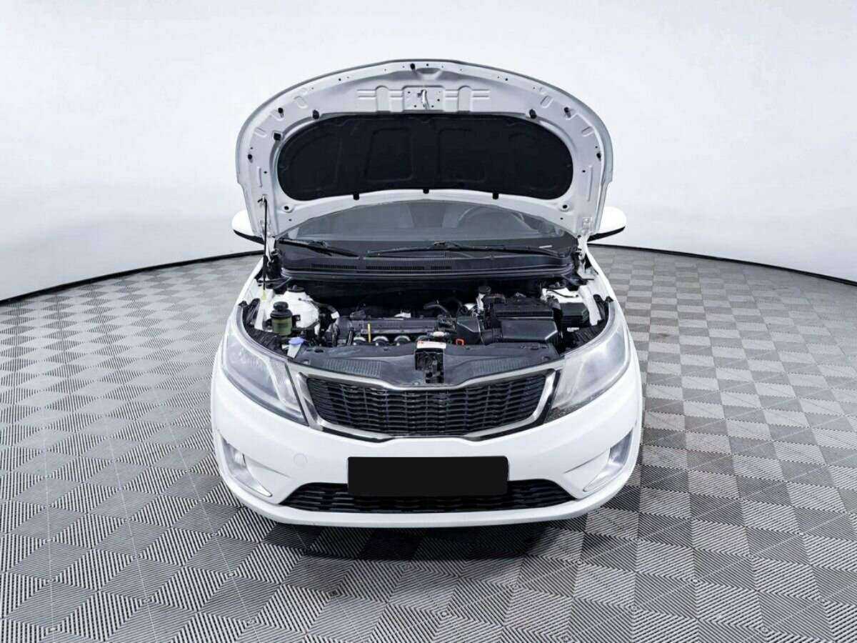 Kia Rio с пробегом — 2012 год. Фото: #8