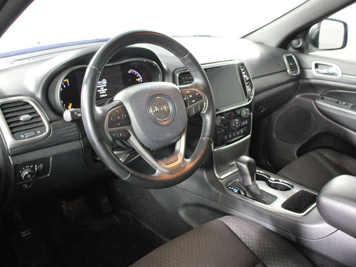 Jeep Grand Cherokee с пробегом — 2020 год. Фото: #11