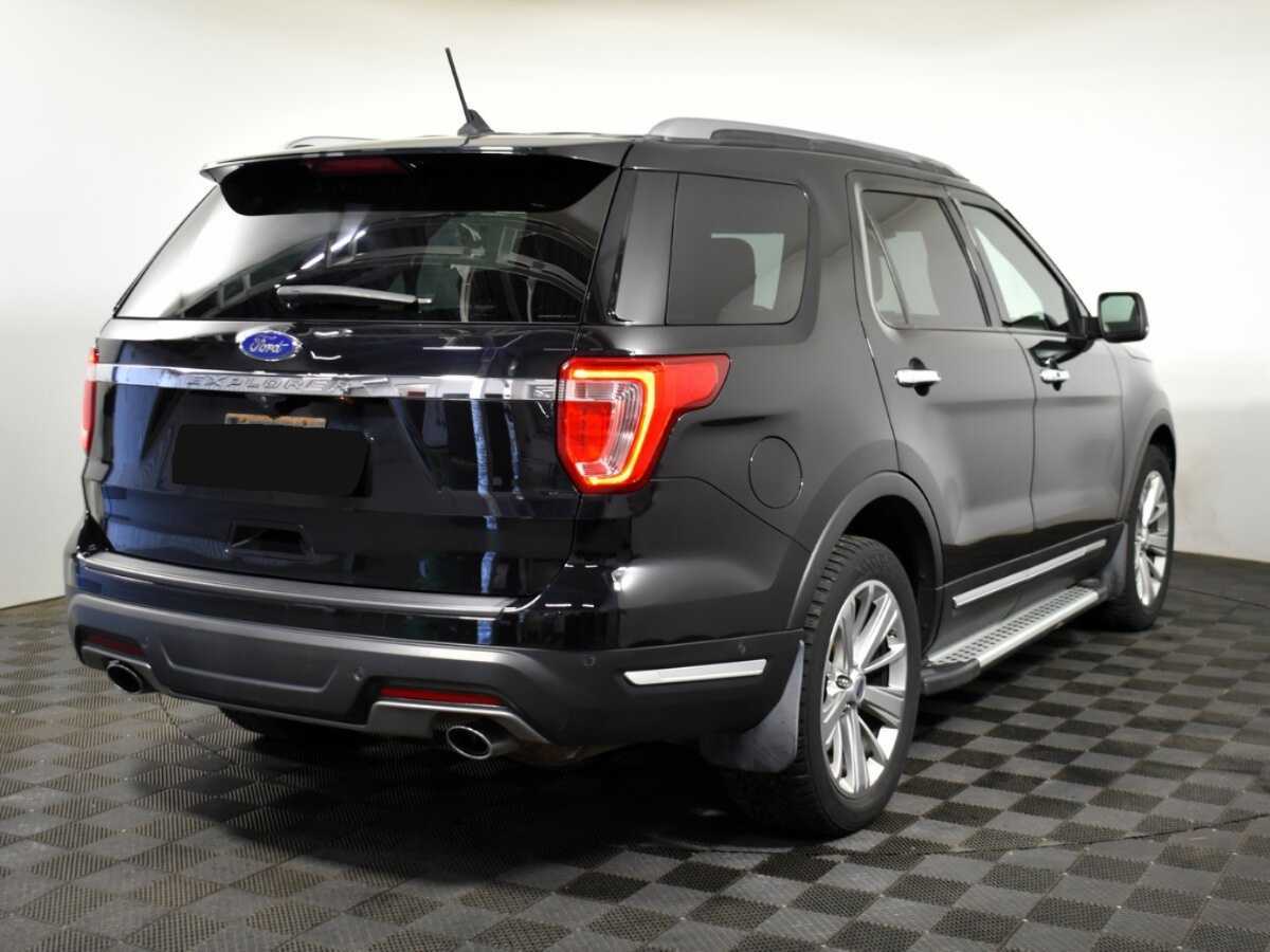 Ford Explorer с пробегом — 2018 год. Фото: #3