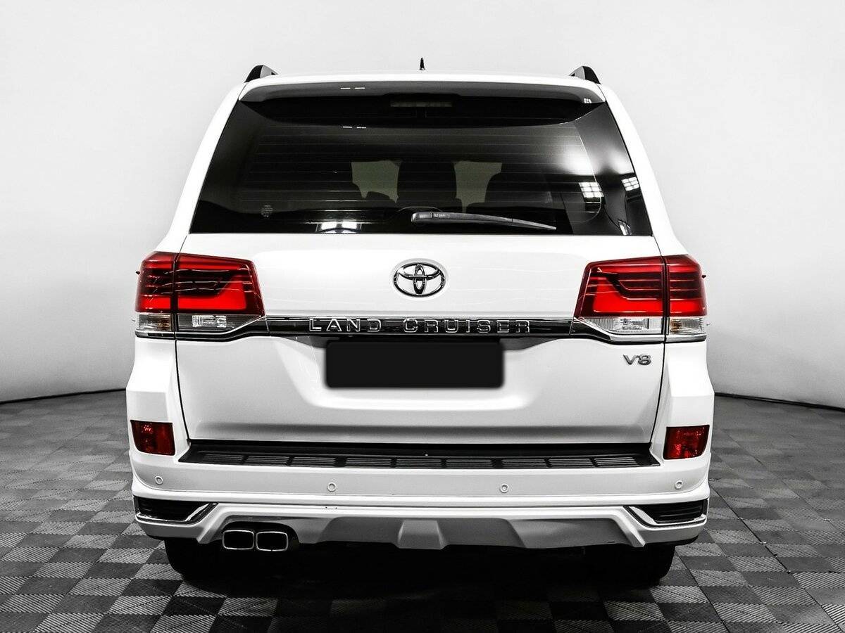 Toyota Land Cruiser с пробегом — 2015 год. Фото: #5
