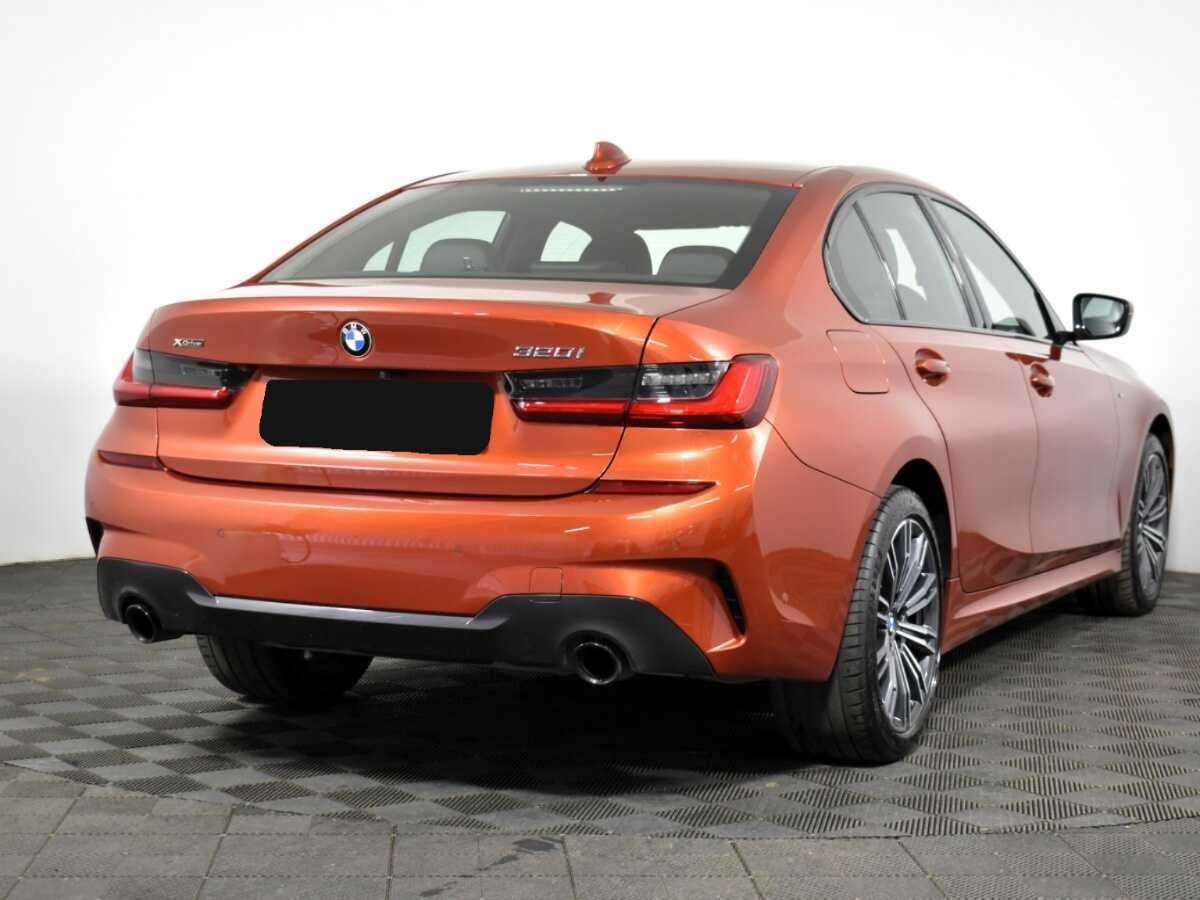 BMW 3 серии с пробегом — 2020 год. Фото: #3