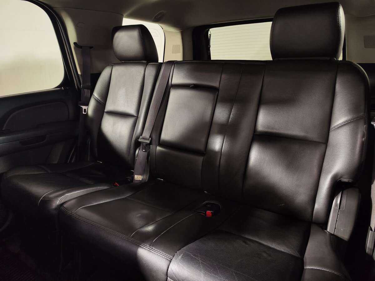 Chevrolet Tahoe с пробегом — 2012 год. Фото: #17